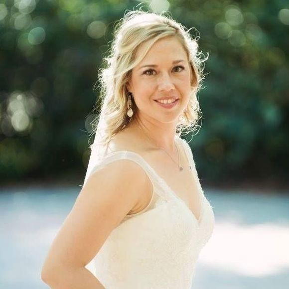 Meet your Posher, Jenna - Picture 1 of 1